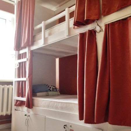 Hostel Infiniti Astana Buitenkant foto