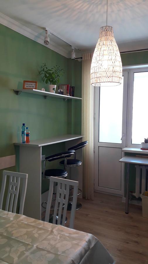 Hostel Infiniti Astana Buitenkant foto