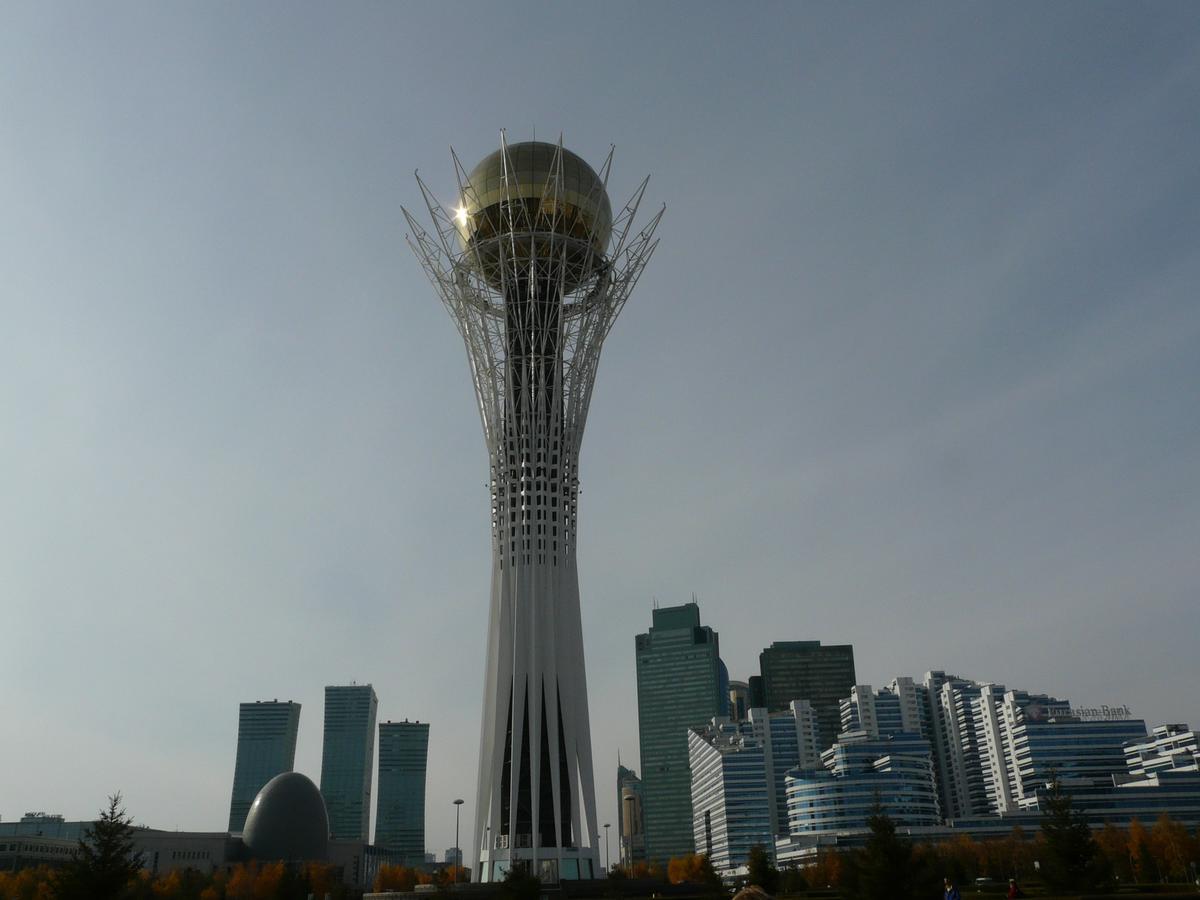 Hostel Infiniti Astana Buitenkant foto